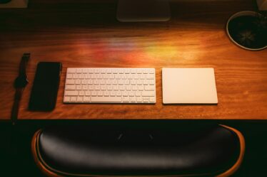 Transform Your Office Into a Sanctuary With a Wooden Desk